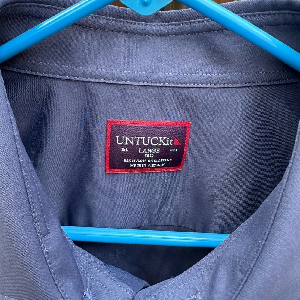 Untuckit Performance Button Up. Large/Tall. Blue - image 2